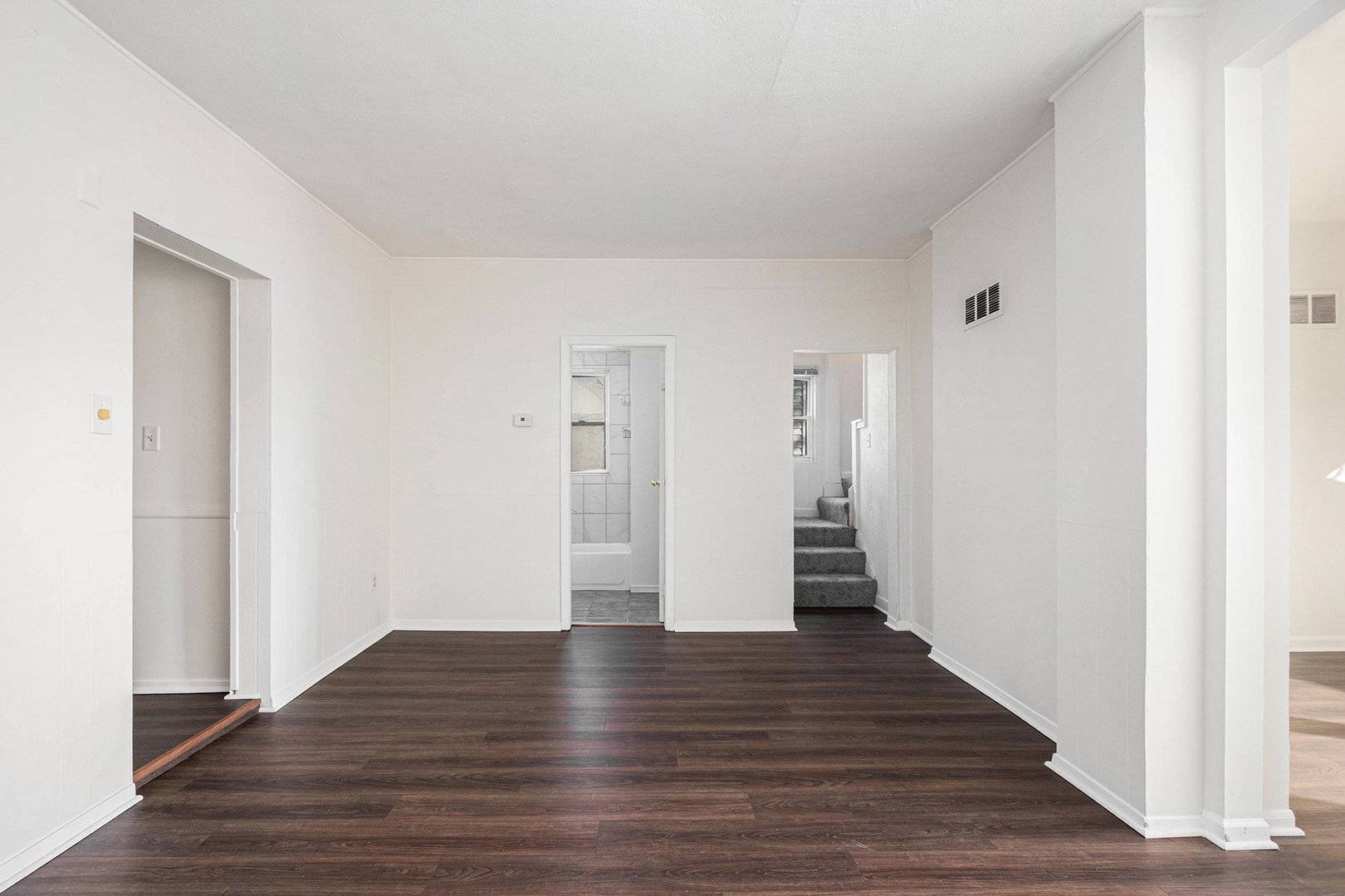 Lansing, IL 60438,18508 CHICAGO AVE