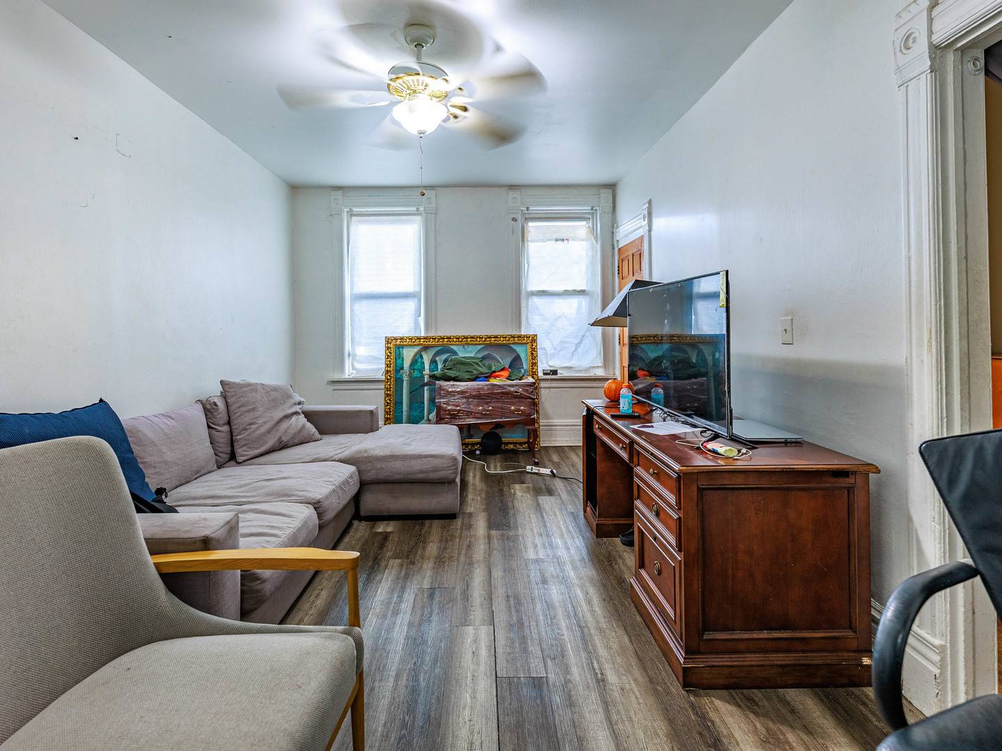 Chicago, IL 60608,2016 W 22nd PL