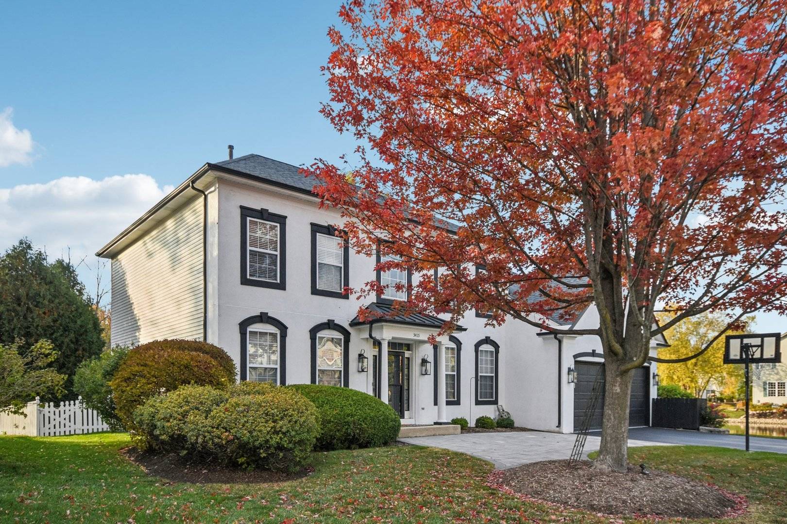 Grayslake, IL 60030,34115 N Wooded Glen DR