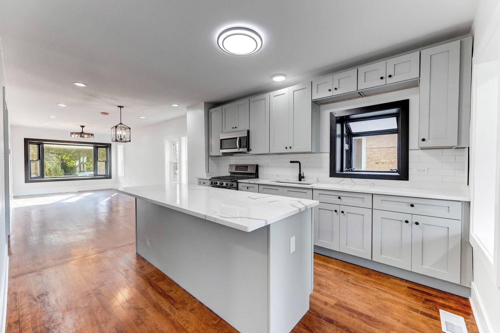 Berwyn, IL 60402,2508 Kenilworth AVE