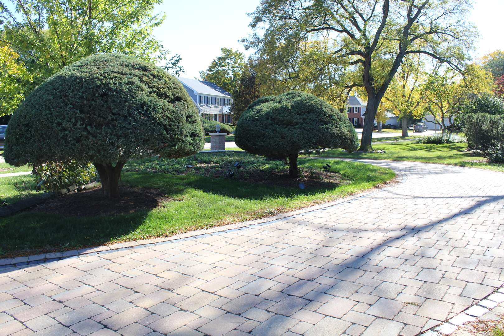 Northbrook, IL 60062,2290 Cedar CT