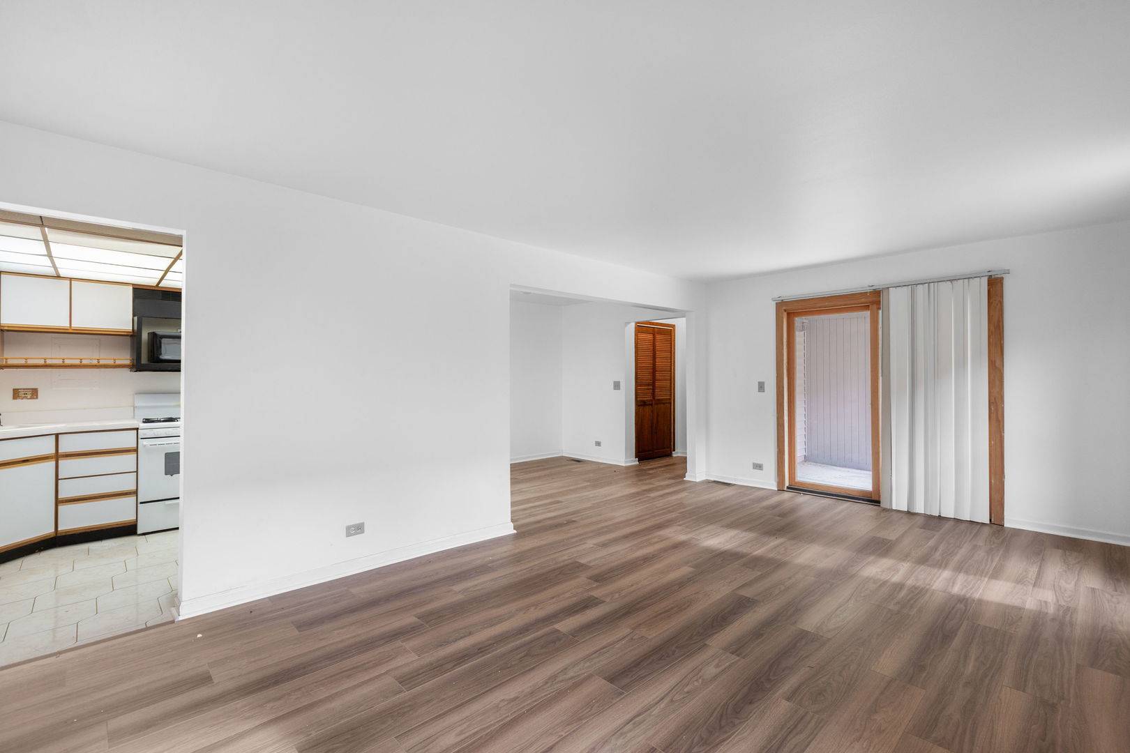 Hoffman Estates, IL 60169,1712 Fayette Walk #D