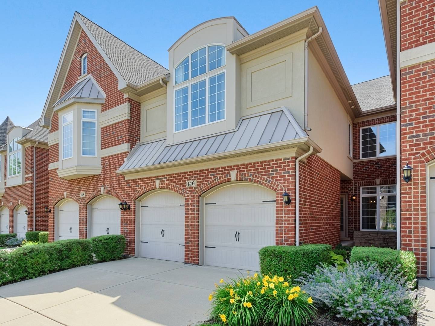 Bloomingdale, IL 60108,146 Paxton RD #4