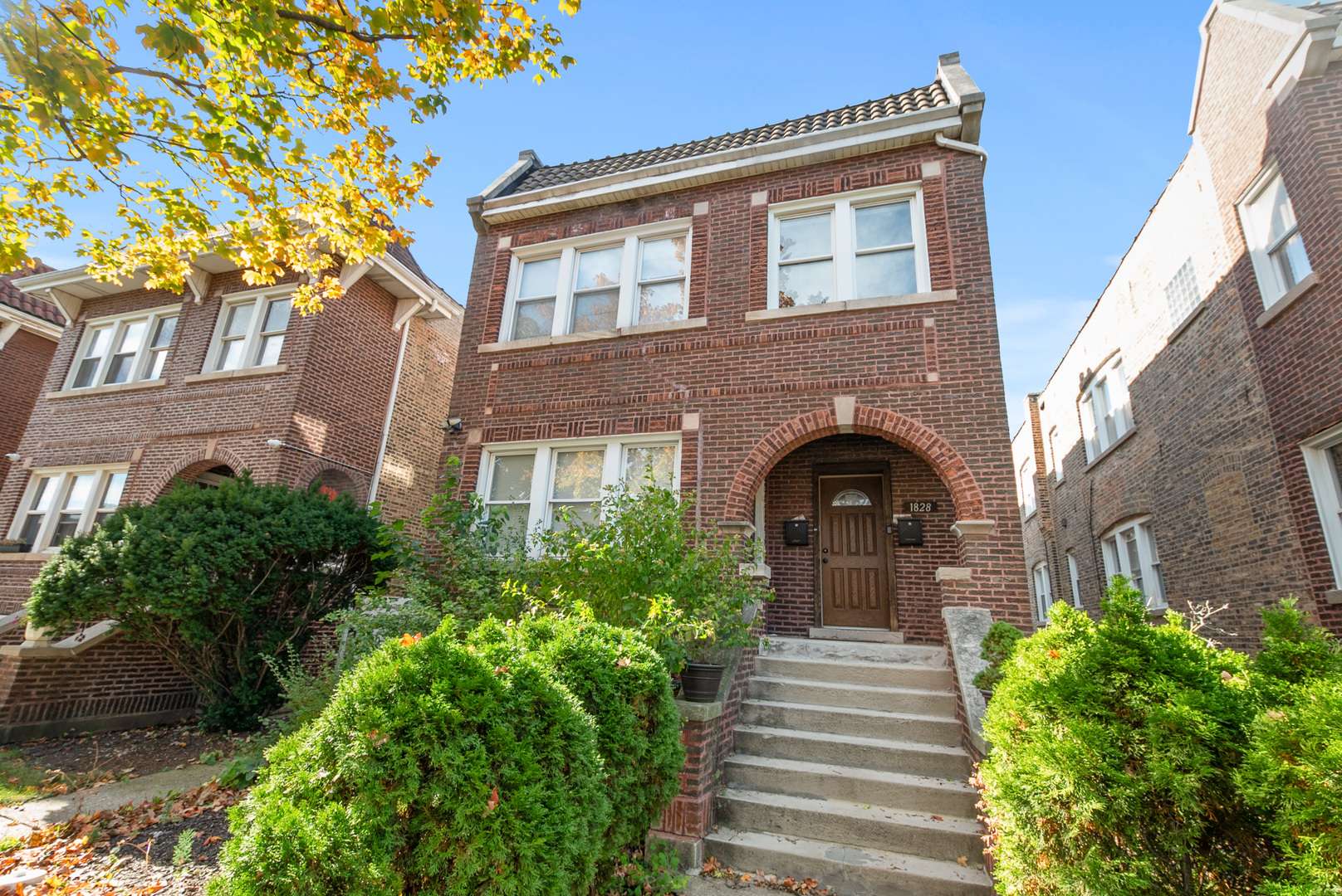 Cicero, IL 60804,1828 S 58th AVE