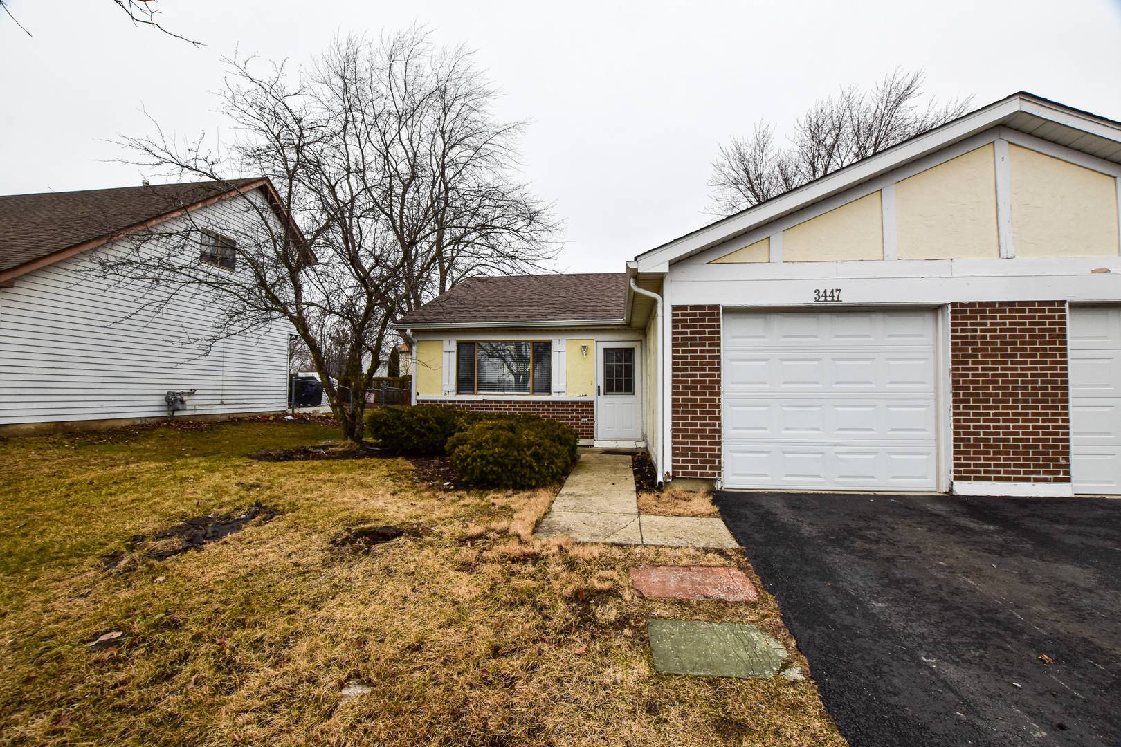 Aurora, IL 60504,3447 FOX HILL RD #3447