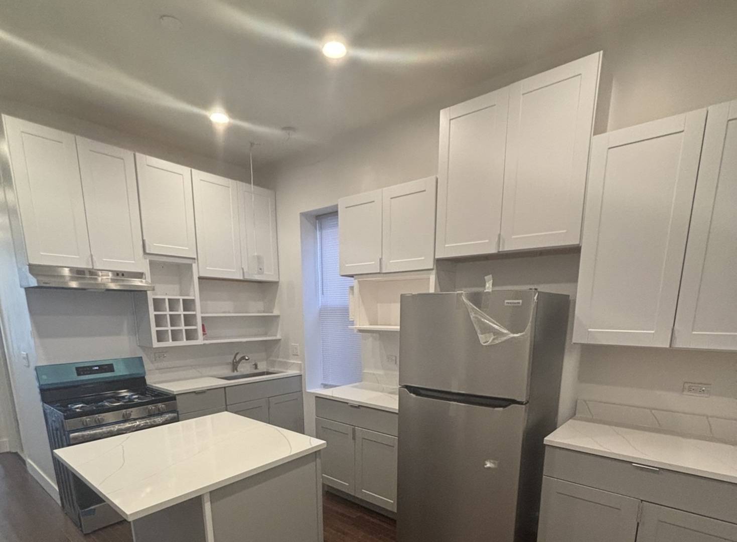 Chicago, IL 60623,1242 S Sawyer AVE