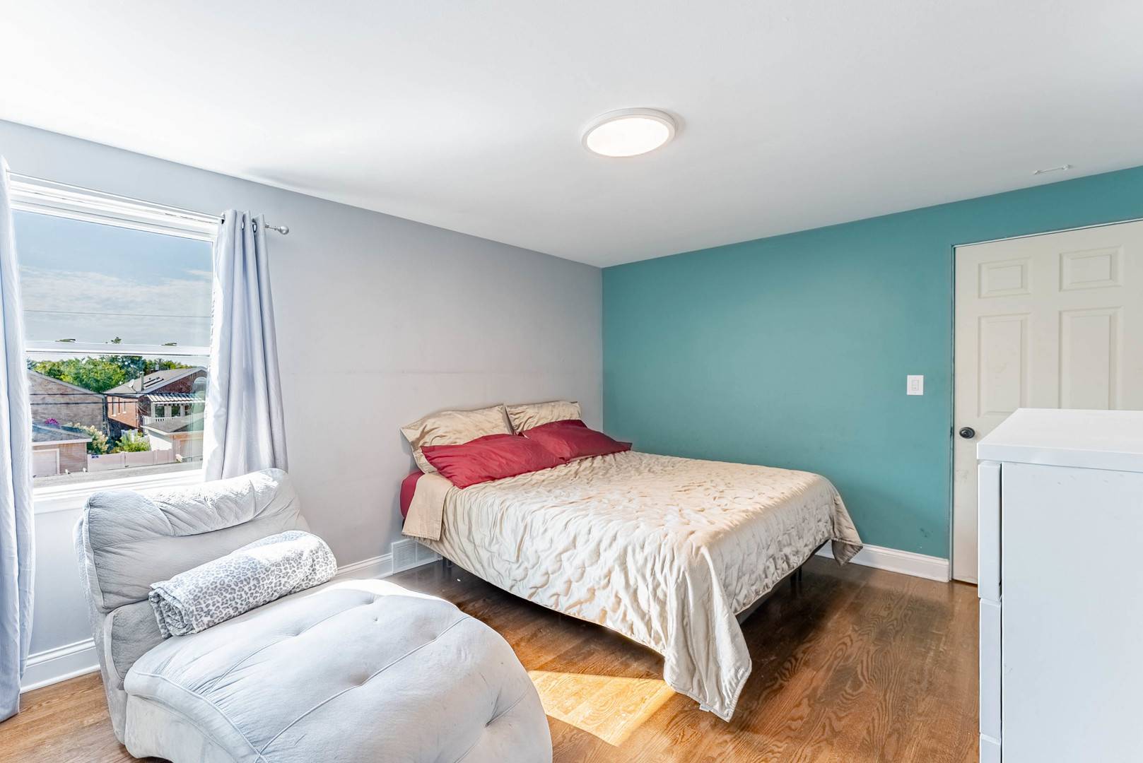 Elmwood Park, IL 60707,1910 N 74th AVE