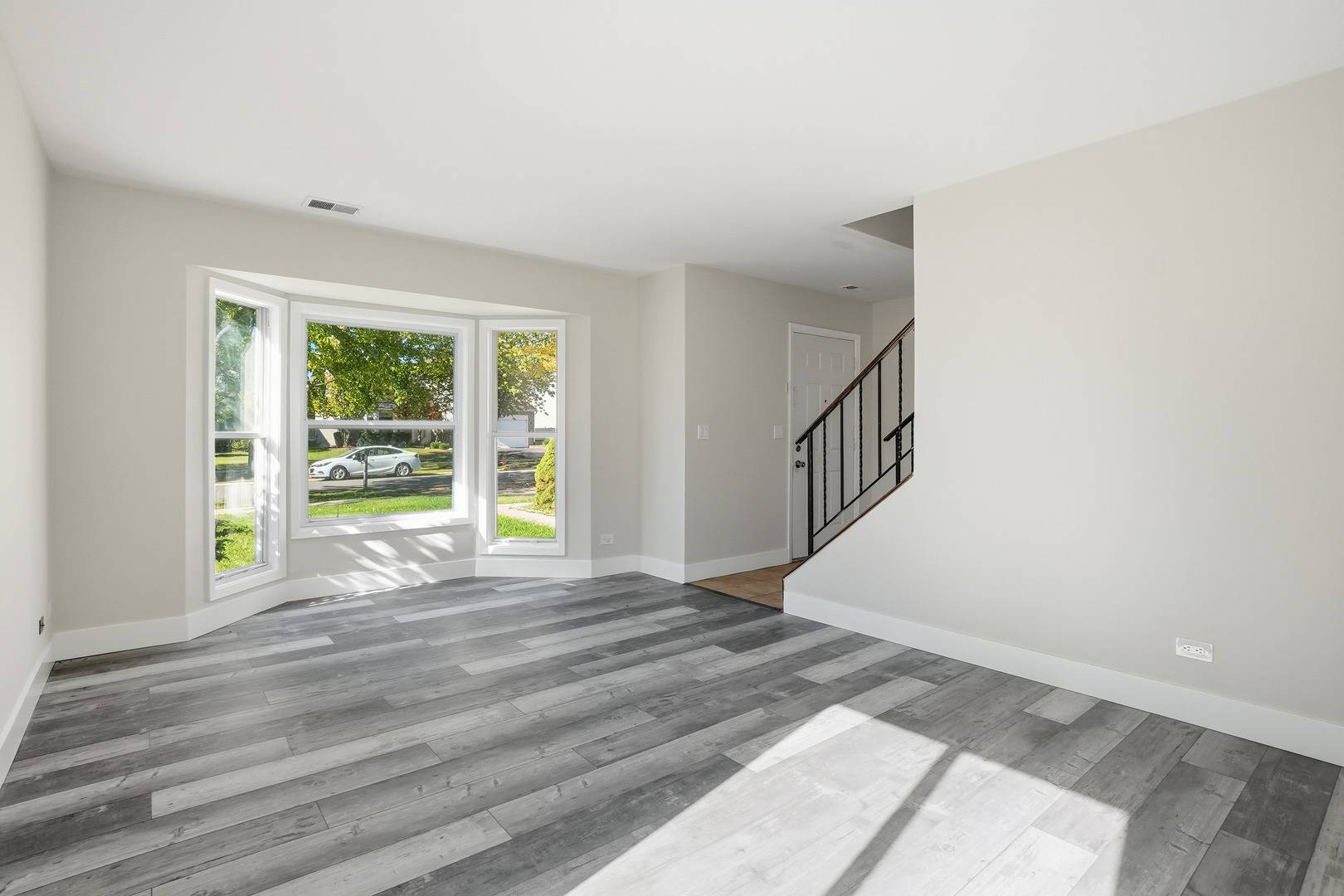 Westmont, IL 60559,1101 Ashford LN