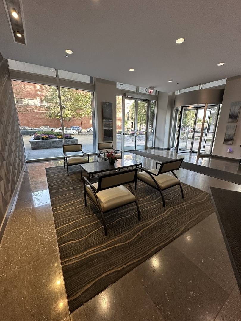 Chicago, IL 60616,1901 S Calumet AVE #2912