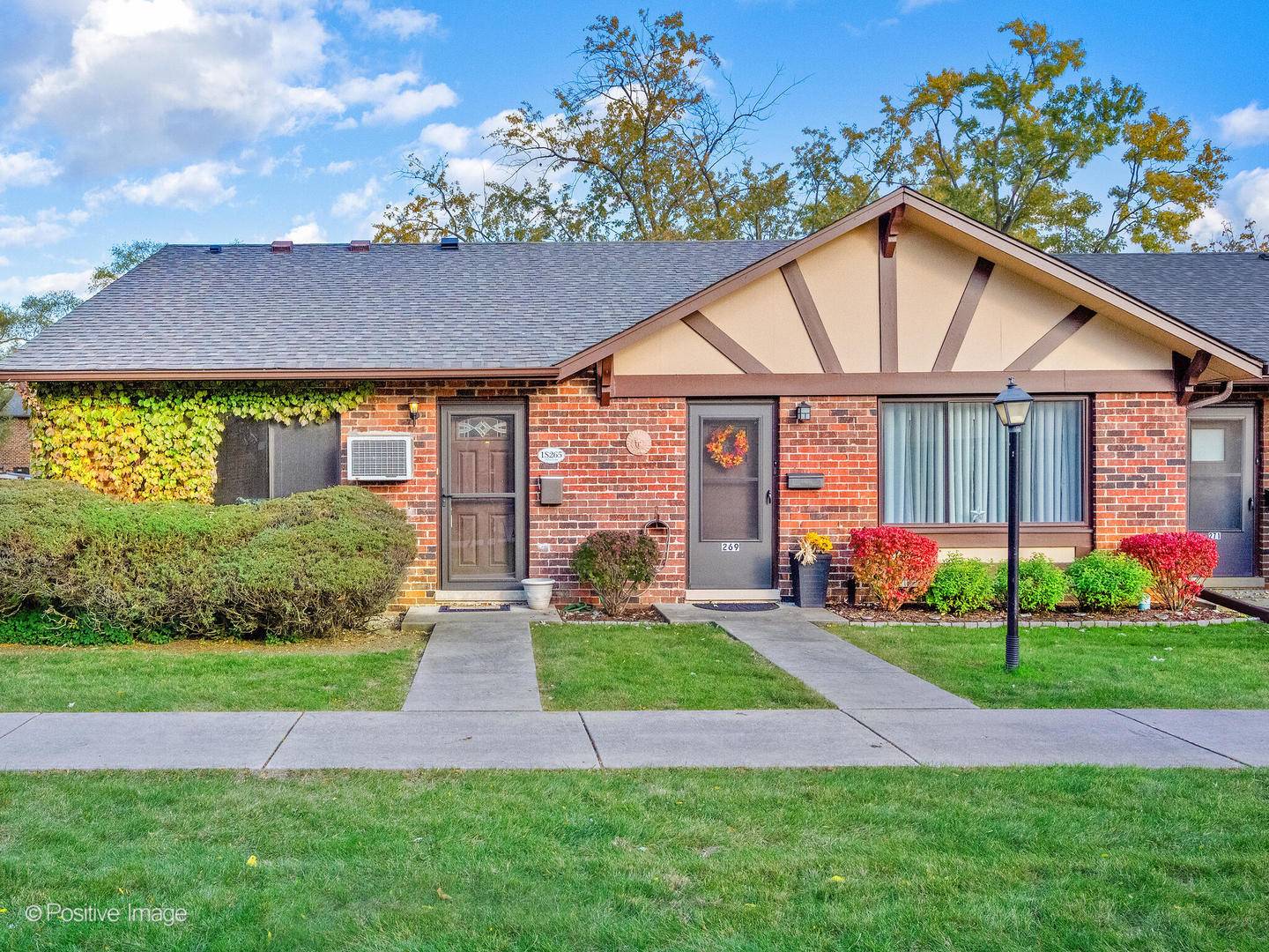 Villa Park, IL 60181,1S265 Dillon LN