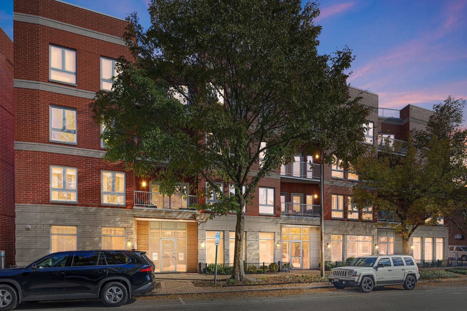 Evanston, IL 60201,1415 Sherman AVE #207