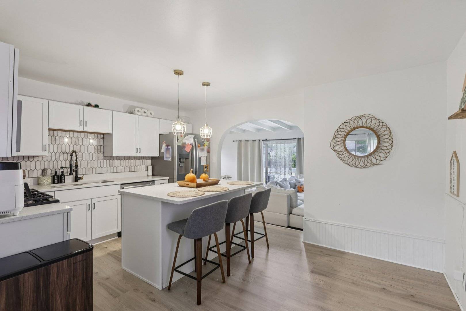 Streamwood, IL 60107,417 Beaver DR