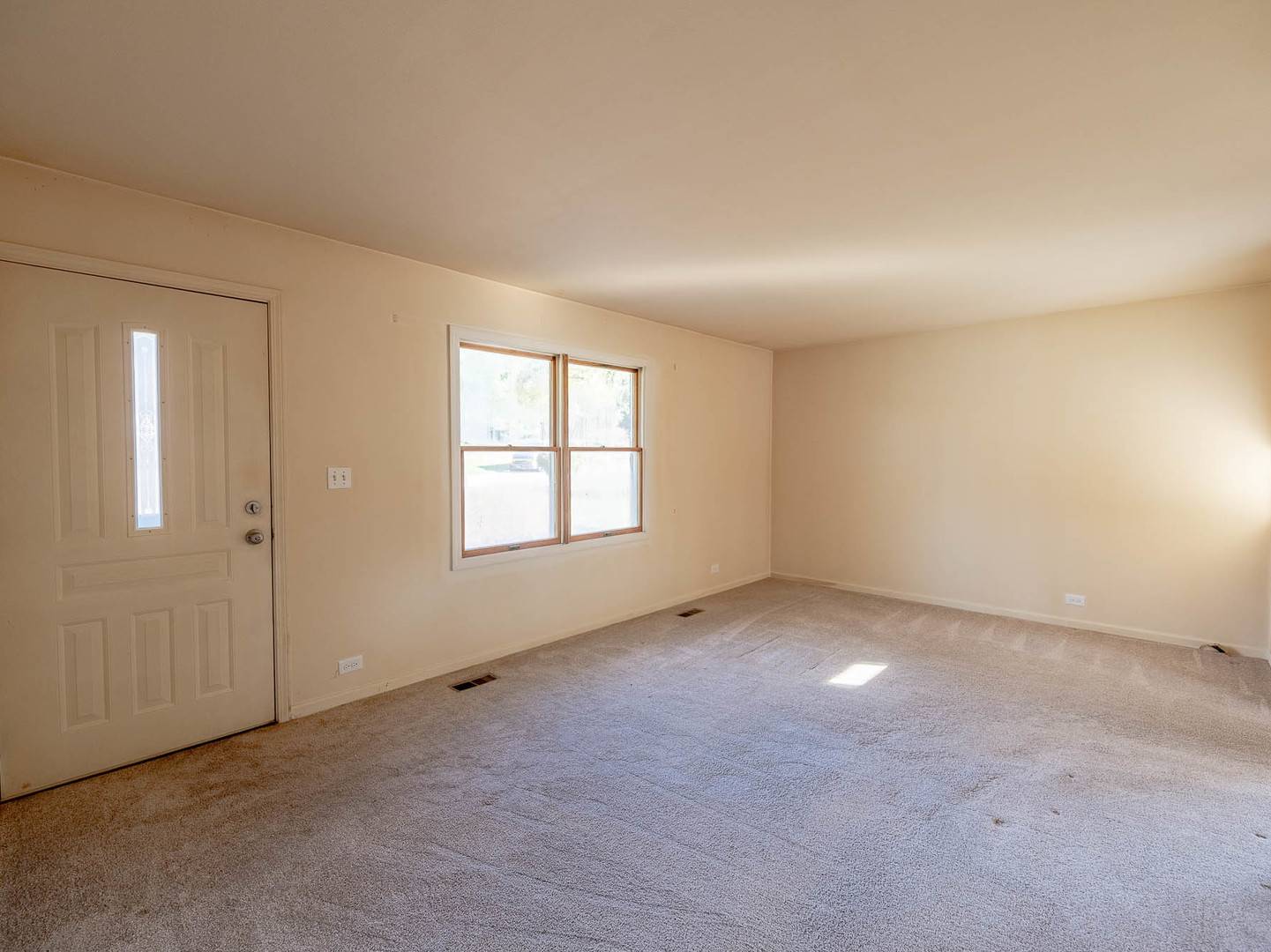 Woodridge, IL 60517,2849 Crabtree AVE