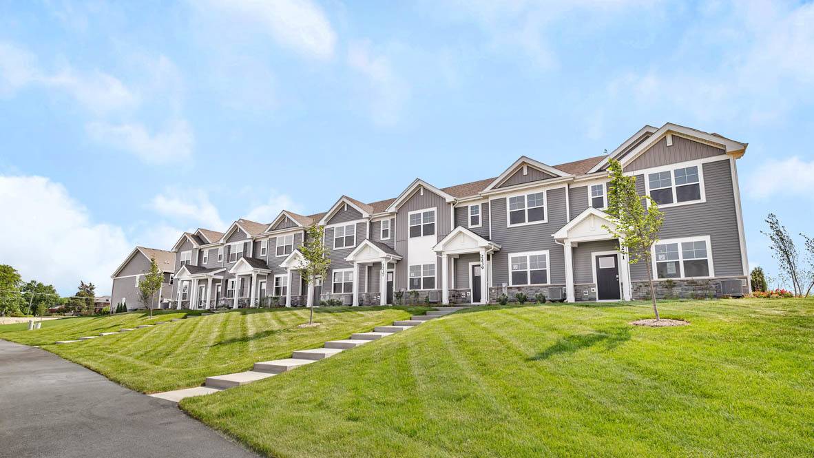 Oswego, IL 60543,2401 Sonoma Trails DR