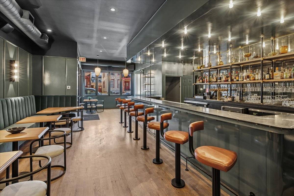 Chicago, IL 60647,2528 N California AVE