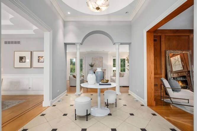 Indian Head Park, IL 60525,11361 W Plainfield RD