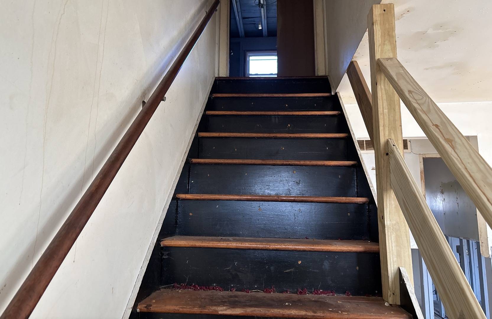 Chicago Heights, IL 60411,Address not disclosed