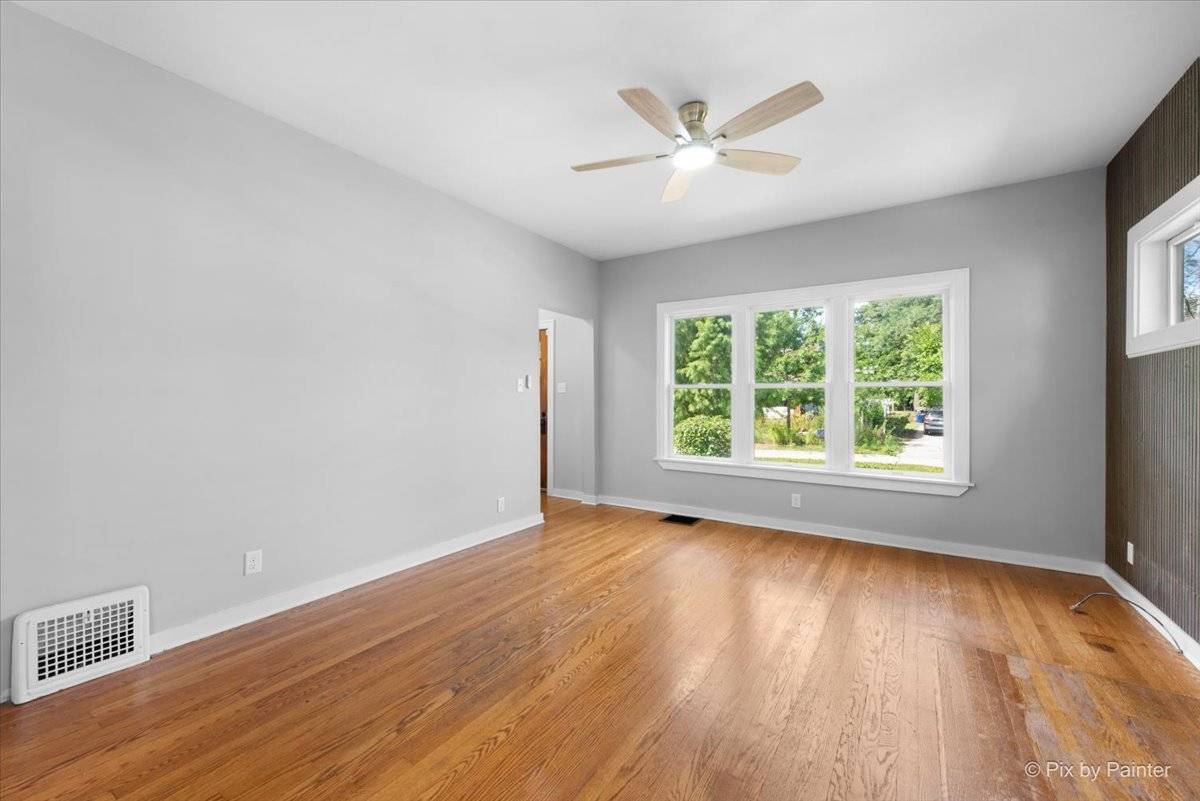 Homewood, IL 60430,1725 Cedar RD