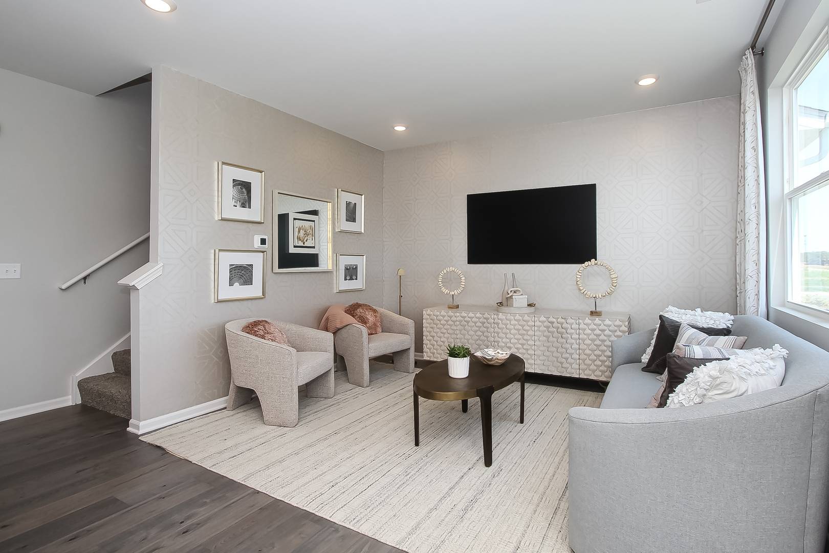 South Elgin, IL 60177,403 Comstock RD