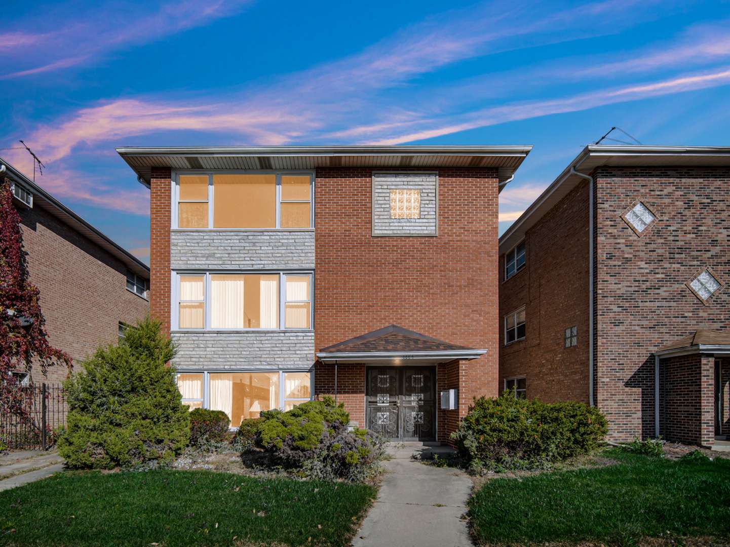 Calumet City, IL 60409,1654 Downs DR