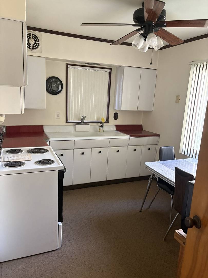 Harvey, IL 60426,540 148th PL E