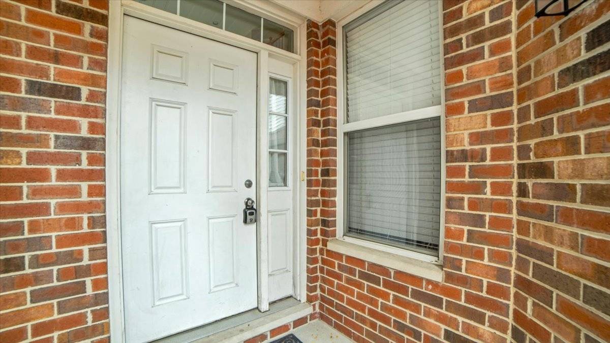 Des Plaines, IL 60018,1706 Buckingham DR