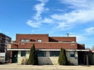 Des Plaines, IL 60016,498 Lee ST #2S