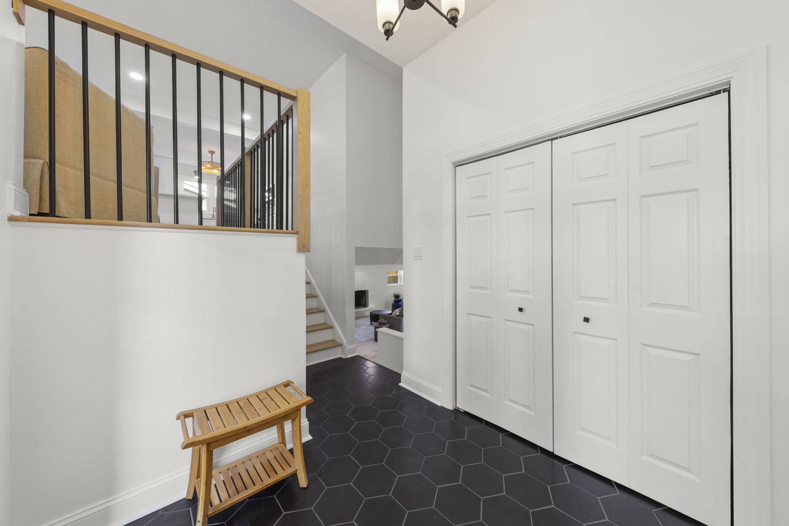 Wheaton, IL 60189,1100 Brentwood LN