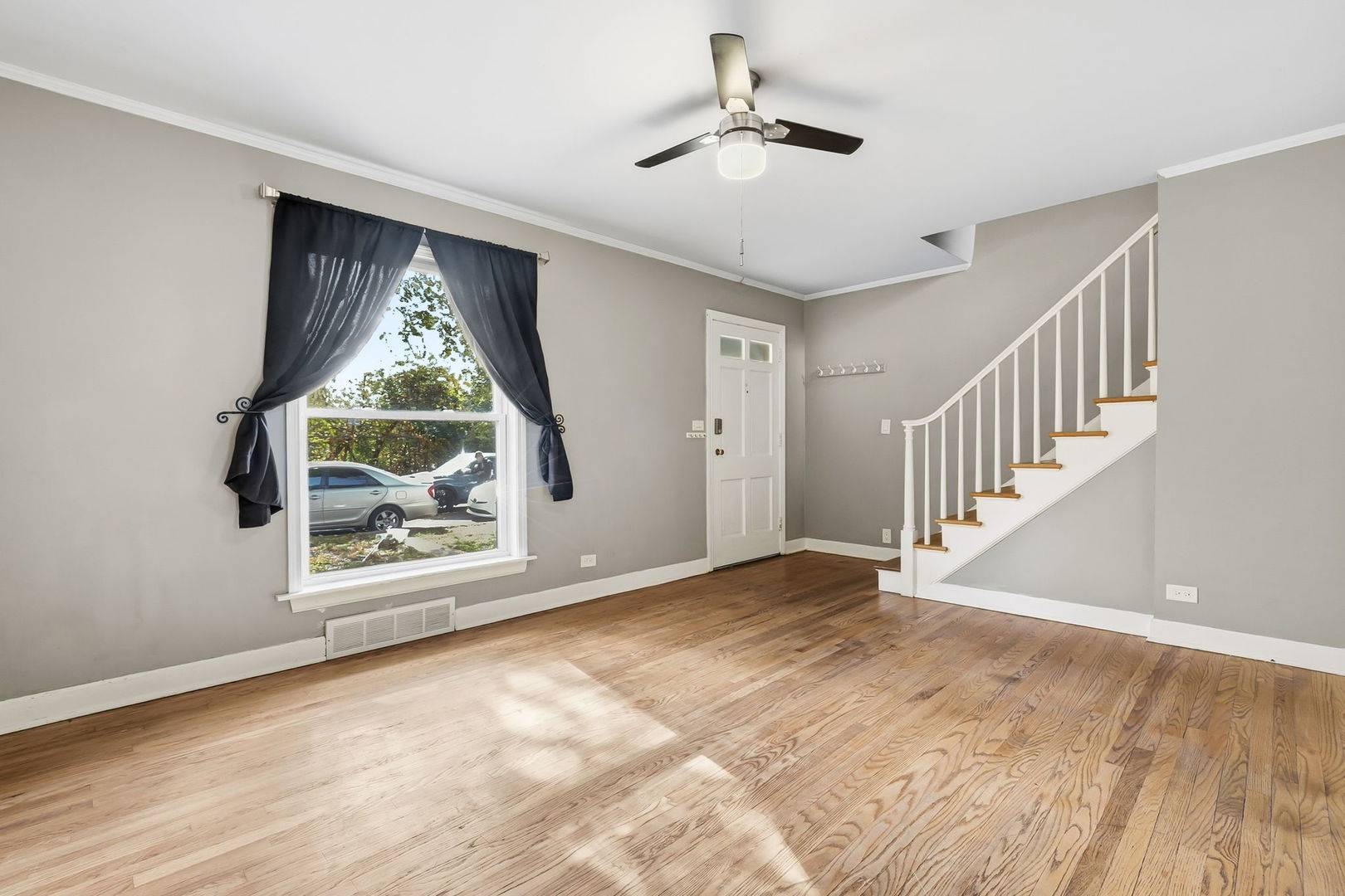 Evanston, IL 60202,705 Case ST