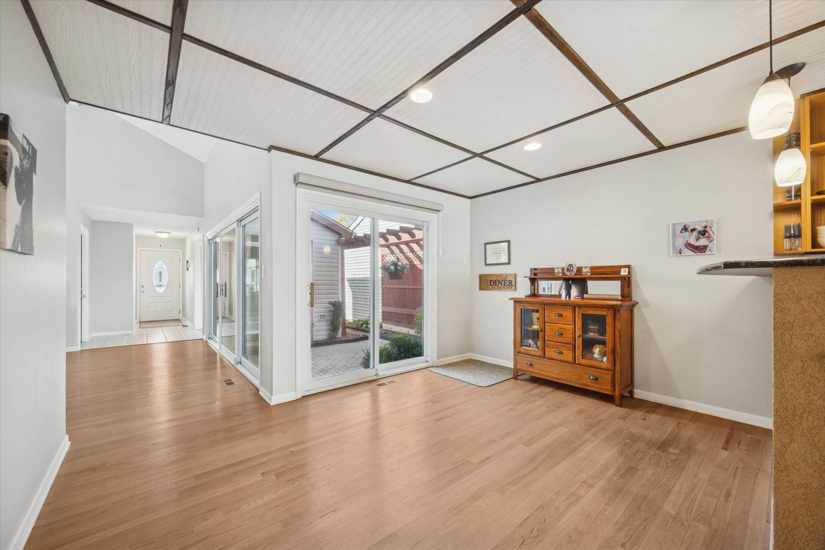 Lisle, IL 60532,Address not disclosed