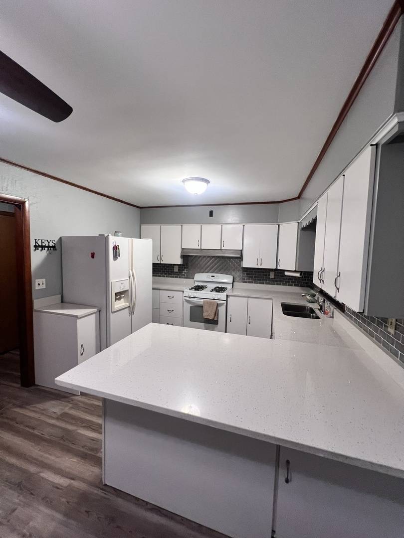 Joliet, IL 60436,1160 W Marion ST