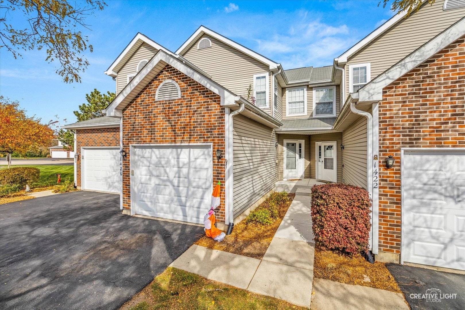 Algonquin, IL 60102,Address not disclosed