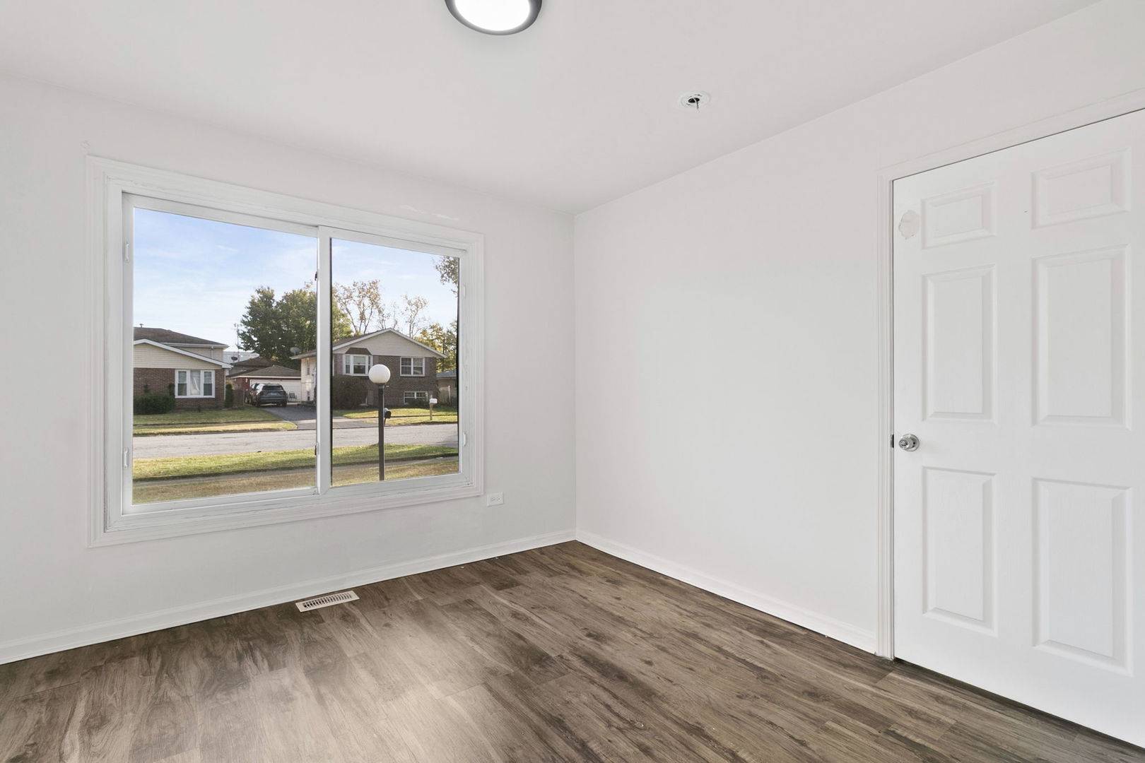 Markham, IL 60426,2236 W 157th PL