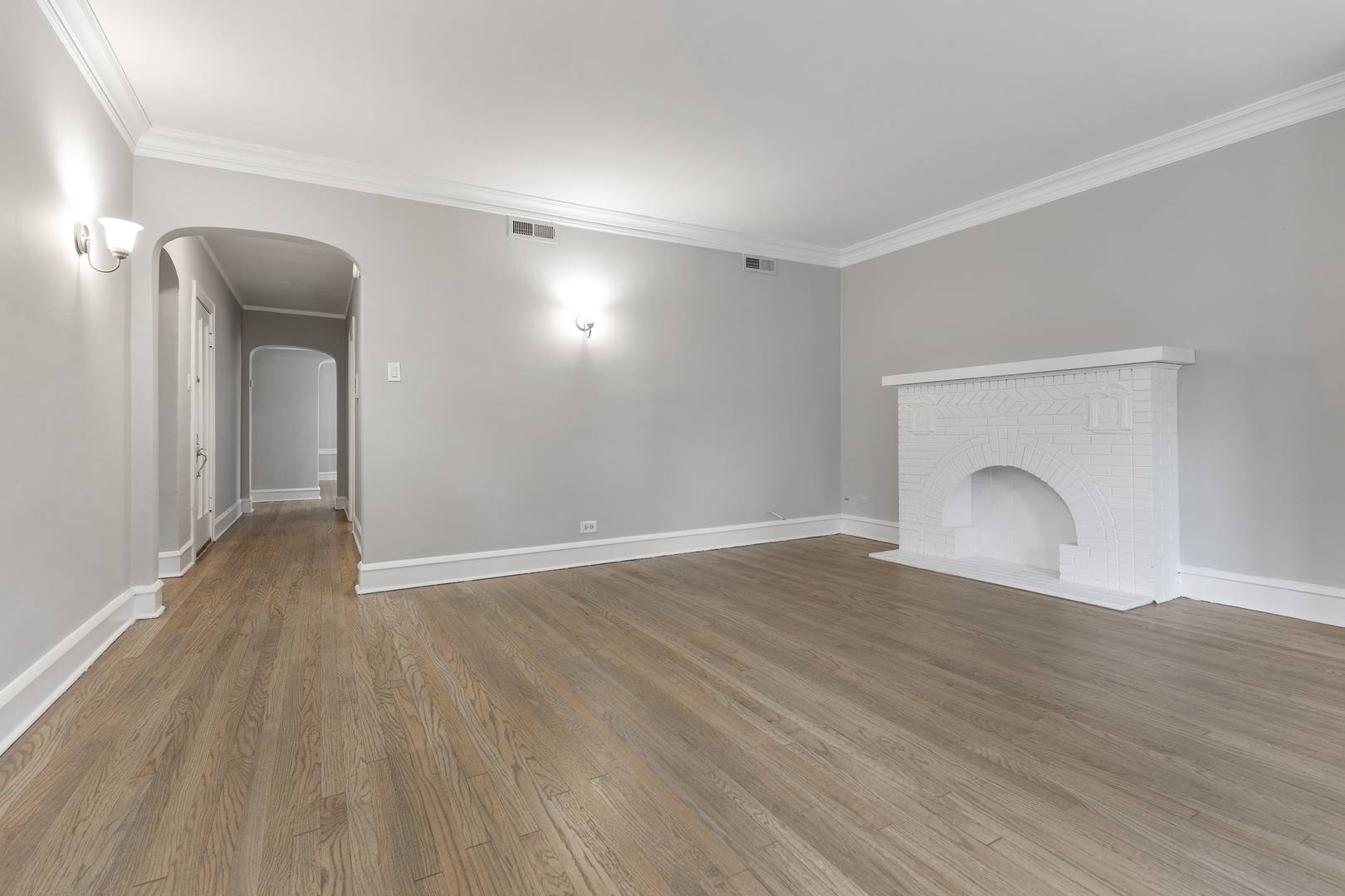 Oak Park, IL 60302,1032 N Austin BLVD #1N