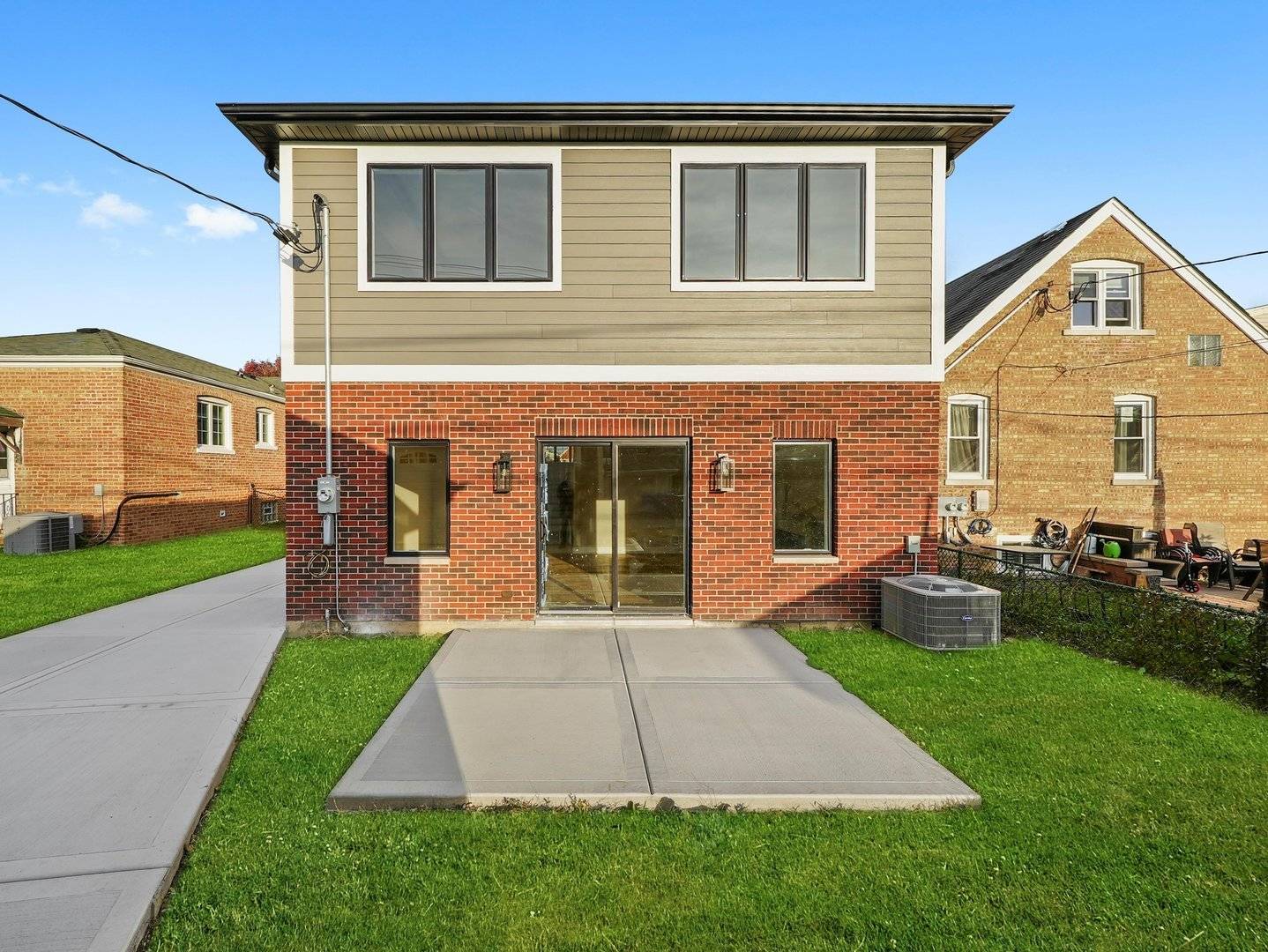 Chicago, IL 60638,5532 S OAK PARK AVE