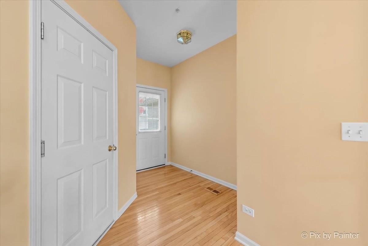 Hoffman Estates, IL 60192,5473 McDonough RD #5473