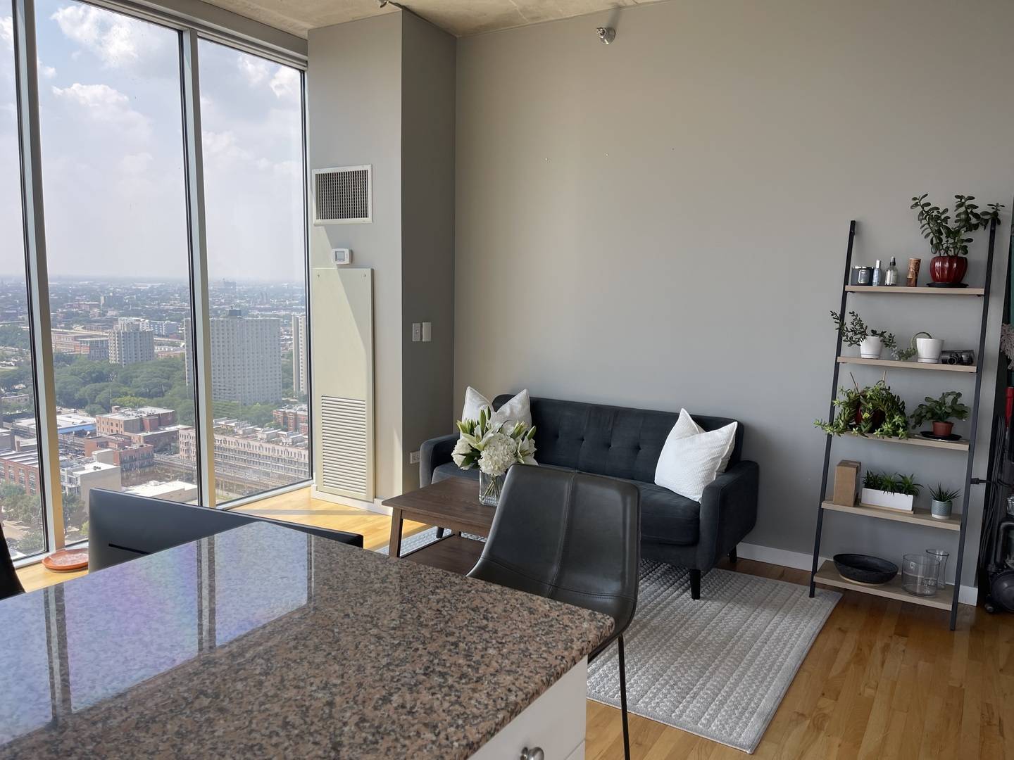 Chicago, IL 60616,1720 S MICHIGAN AVE #2708