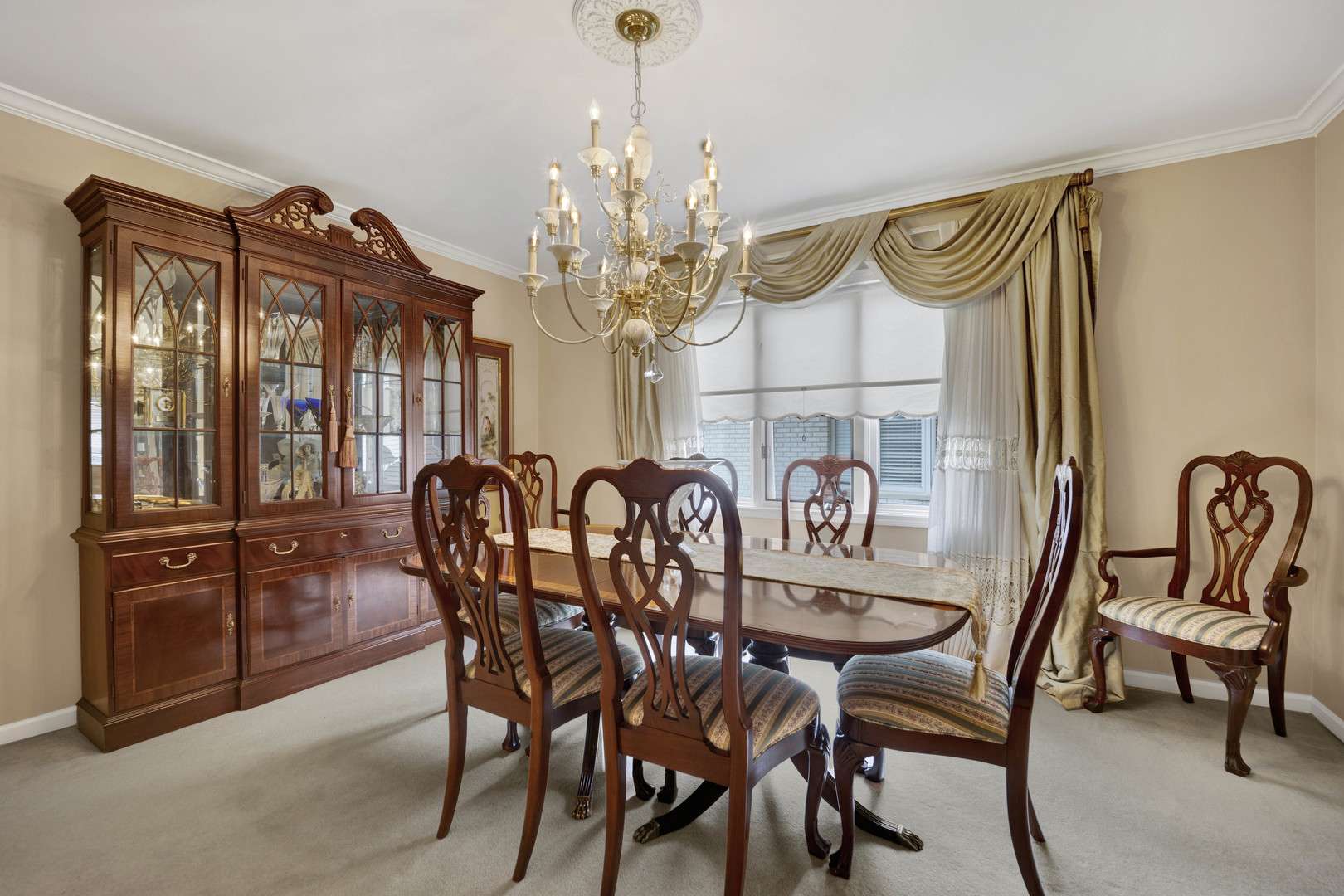 Oak Lawn, IL 60453,Address not disclosed