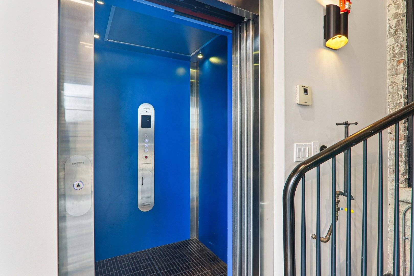 St. Charles, IL 60174,107 W Main ST #2