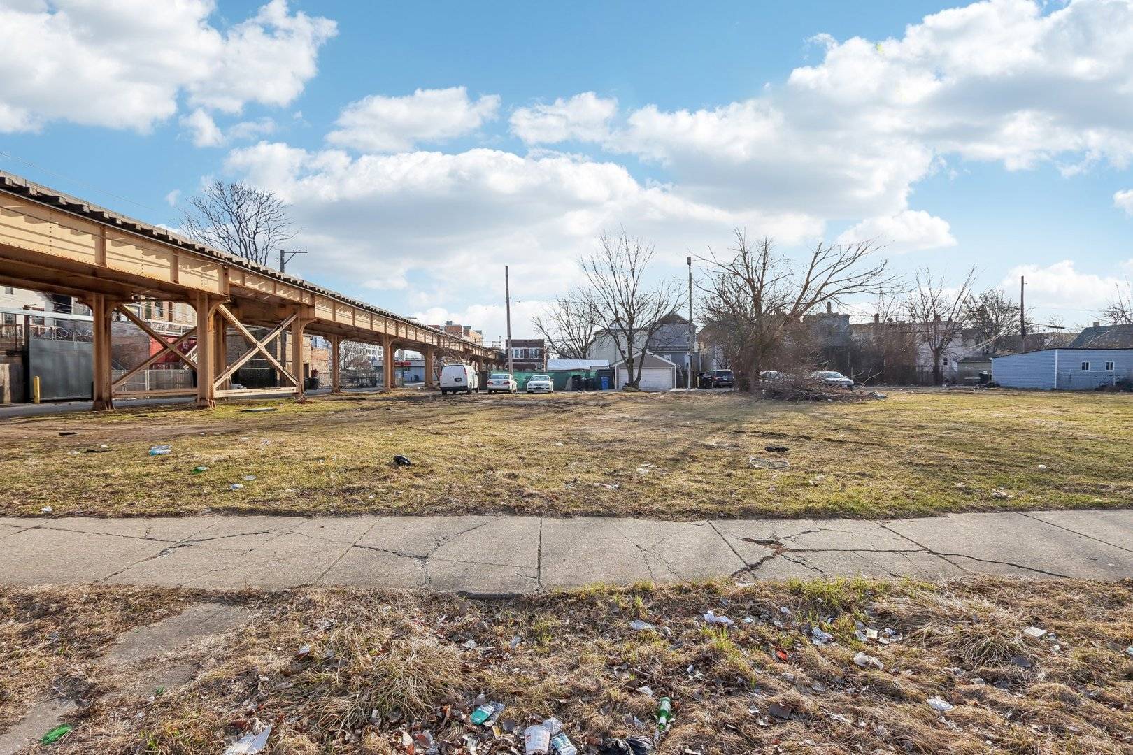 Chicago, IL 60621,6321 S Carpenter ST