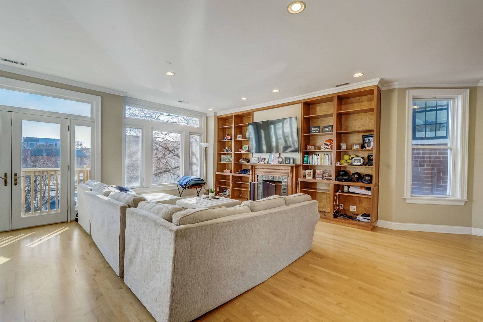 Chicago, IL 60614,1014 W Montana ST