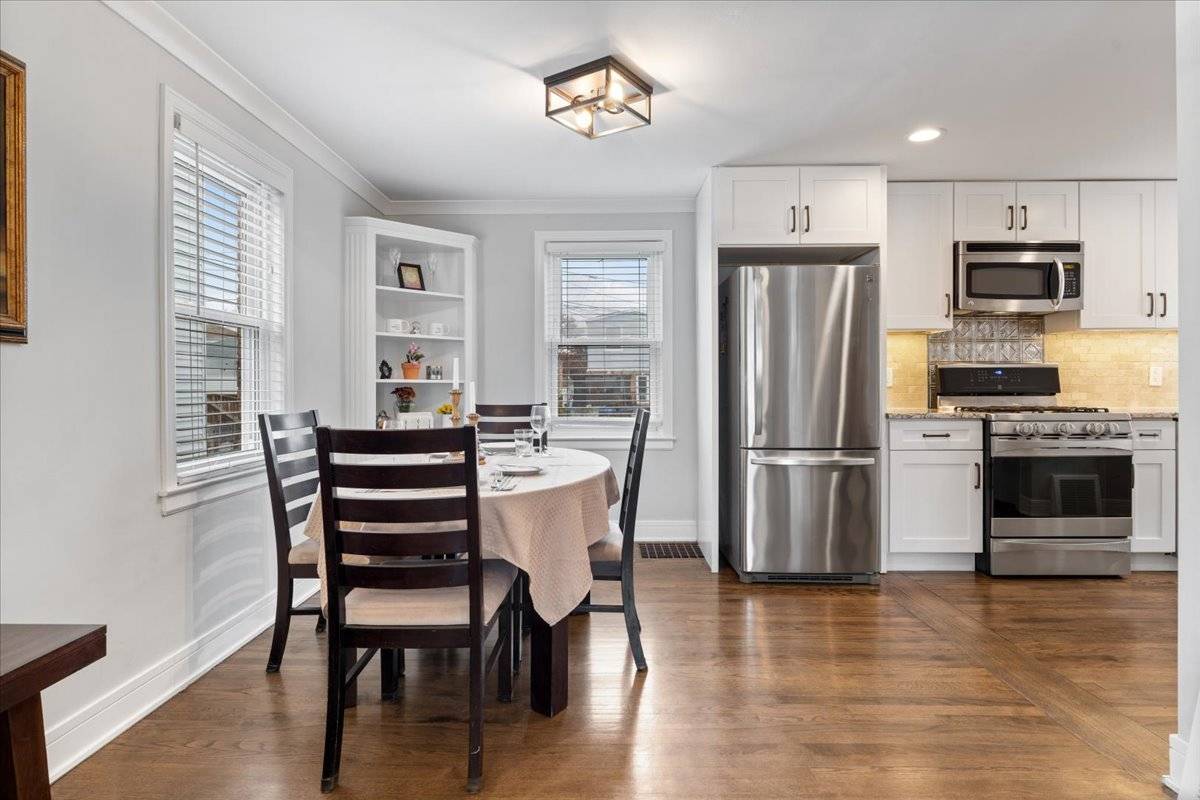 Chicago, IL 60656,5542 N Osceola AVE