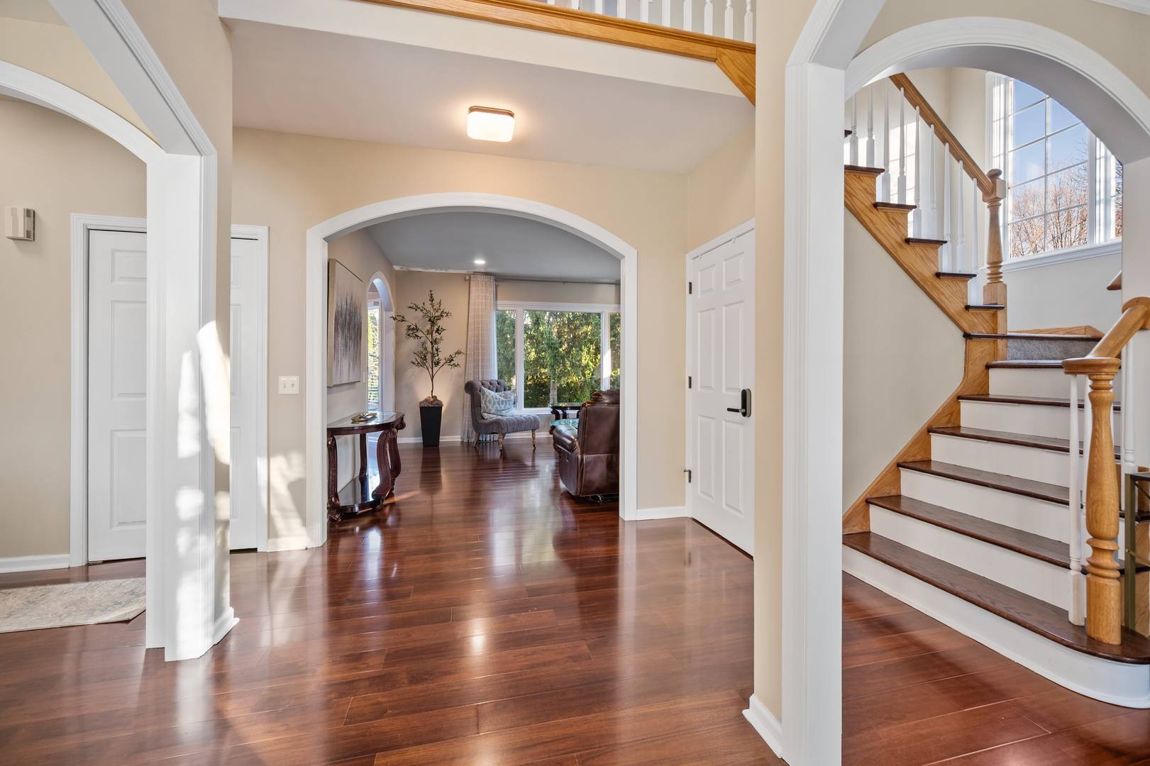 Batavia, IL 60510,142 N Dixon DR