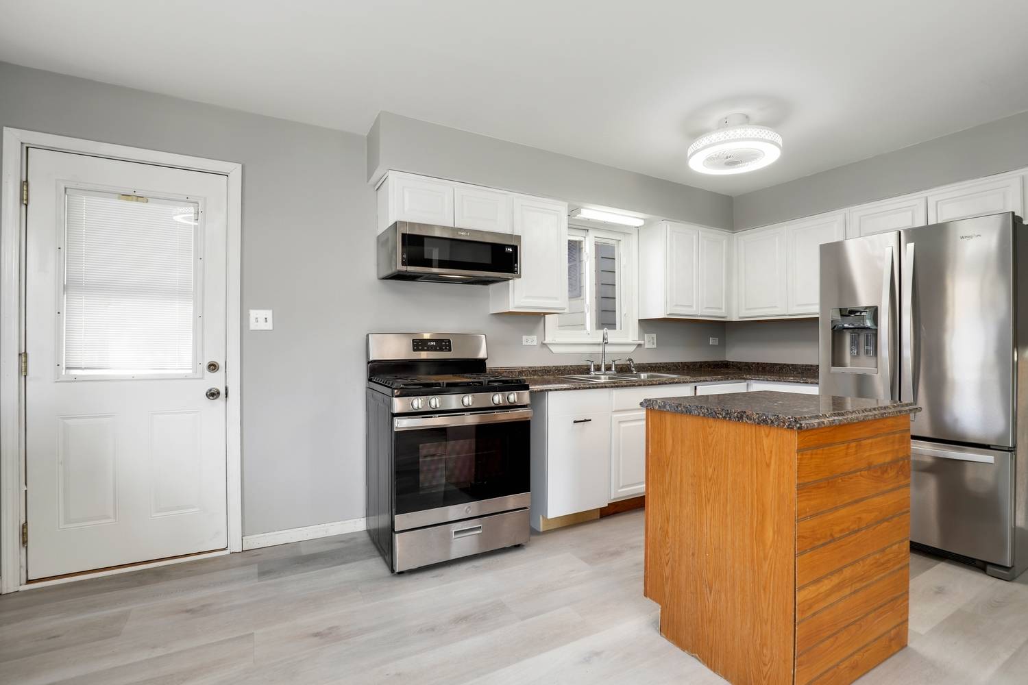 Alsip, IL 60803,11551 S Komensky AVE