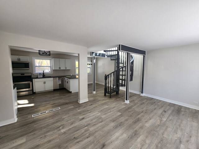 Dolton, IL 60419,15441 E End AVE