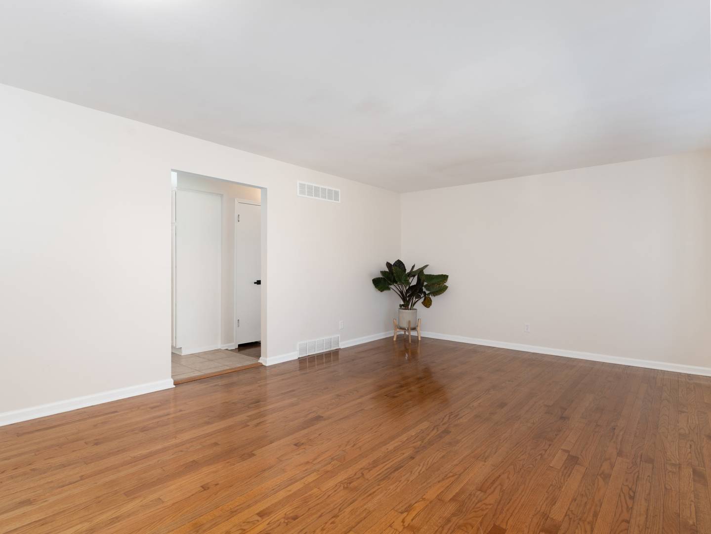 Sugar Grove, IL 60554,139 Monna ST