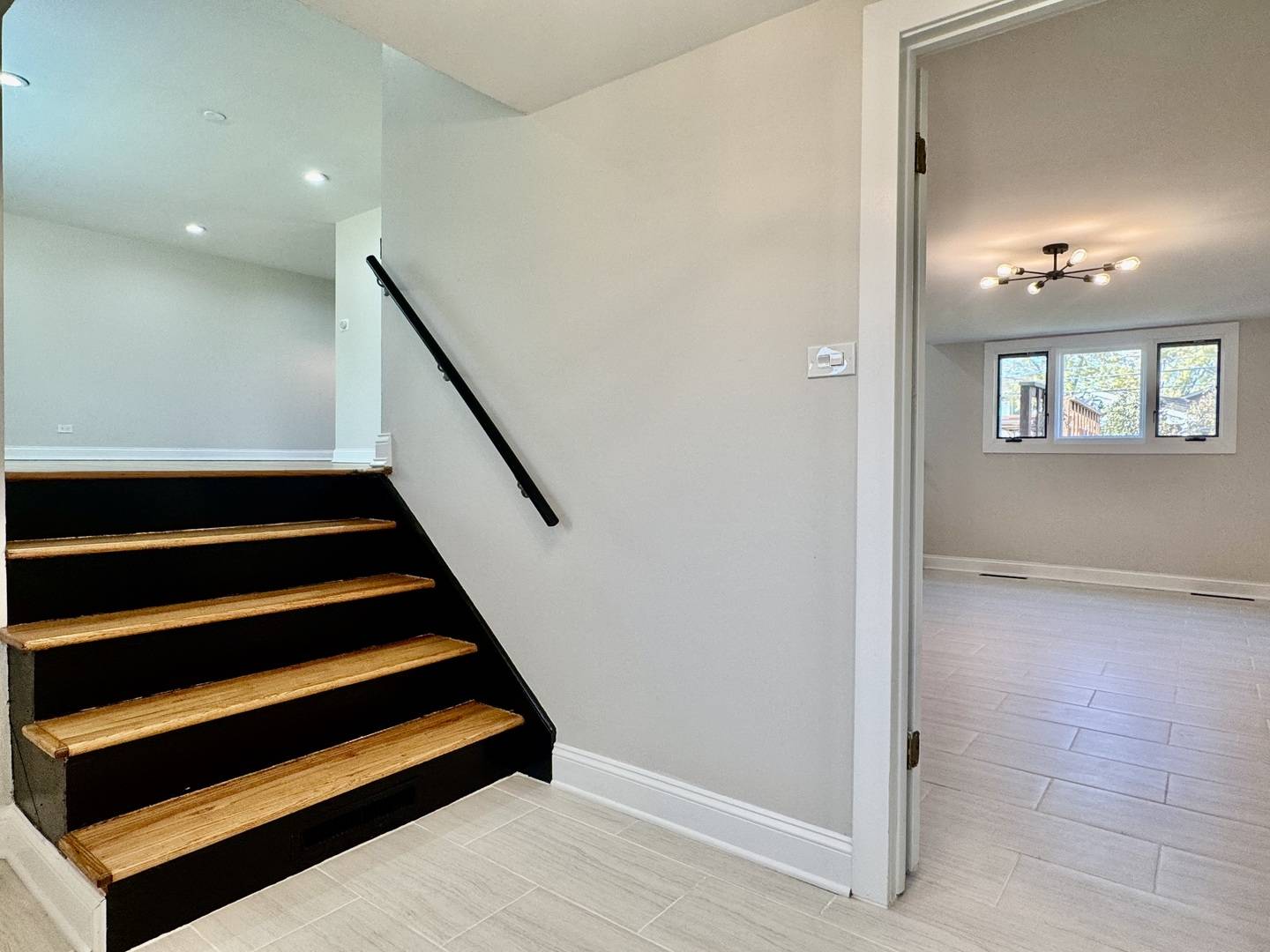 Oak Forest, IL 60452,5700 La Palm DR