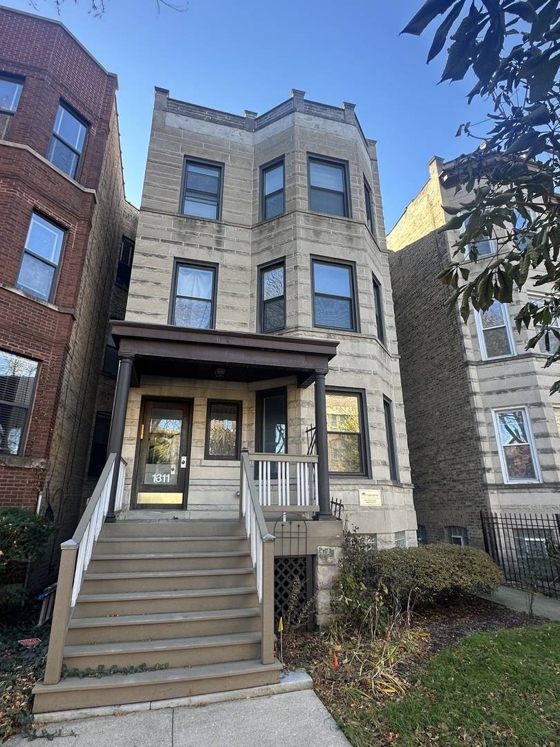Chicago, IL 60640,1311 W Foster AVE #3