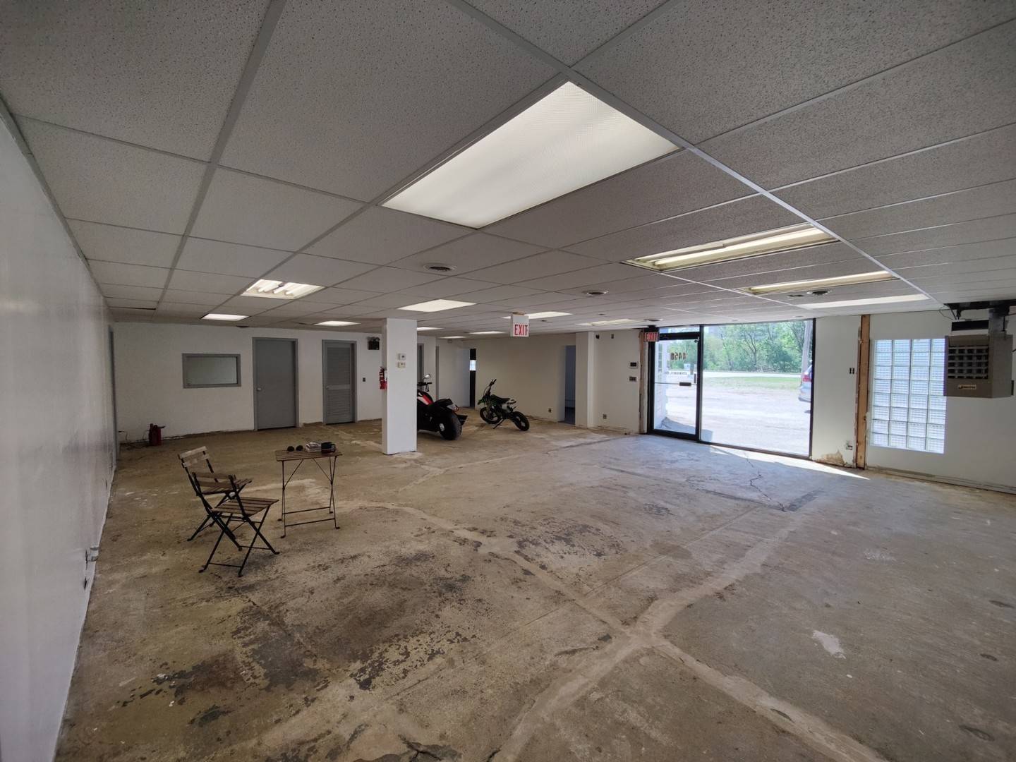 Mchenry, IL 60050,4450 Bull Valley RD #A