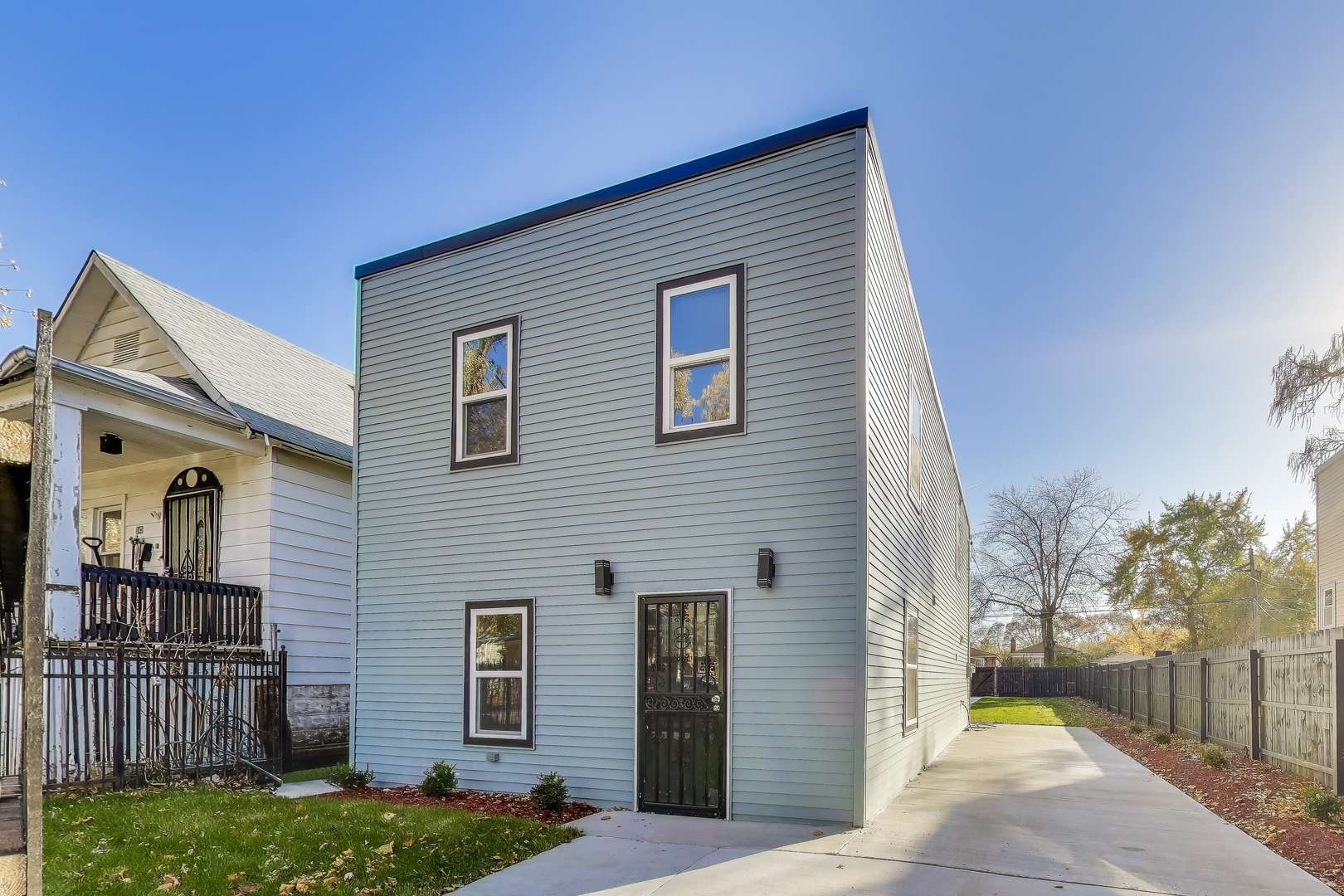 Chicago, IL 60619,543 E 92nd ST